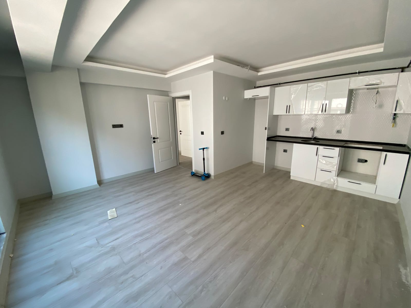 MANYAS EMLAKTAN ÇINARLI MAH 1+1 50M2 ARA KAT KİRALIK DAİRE