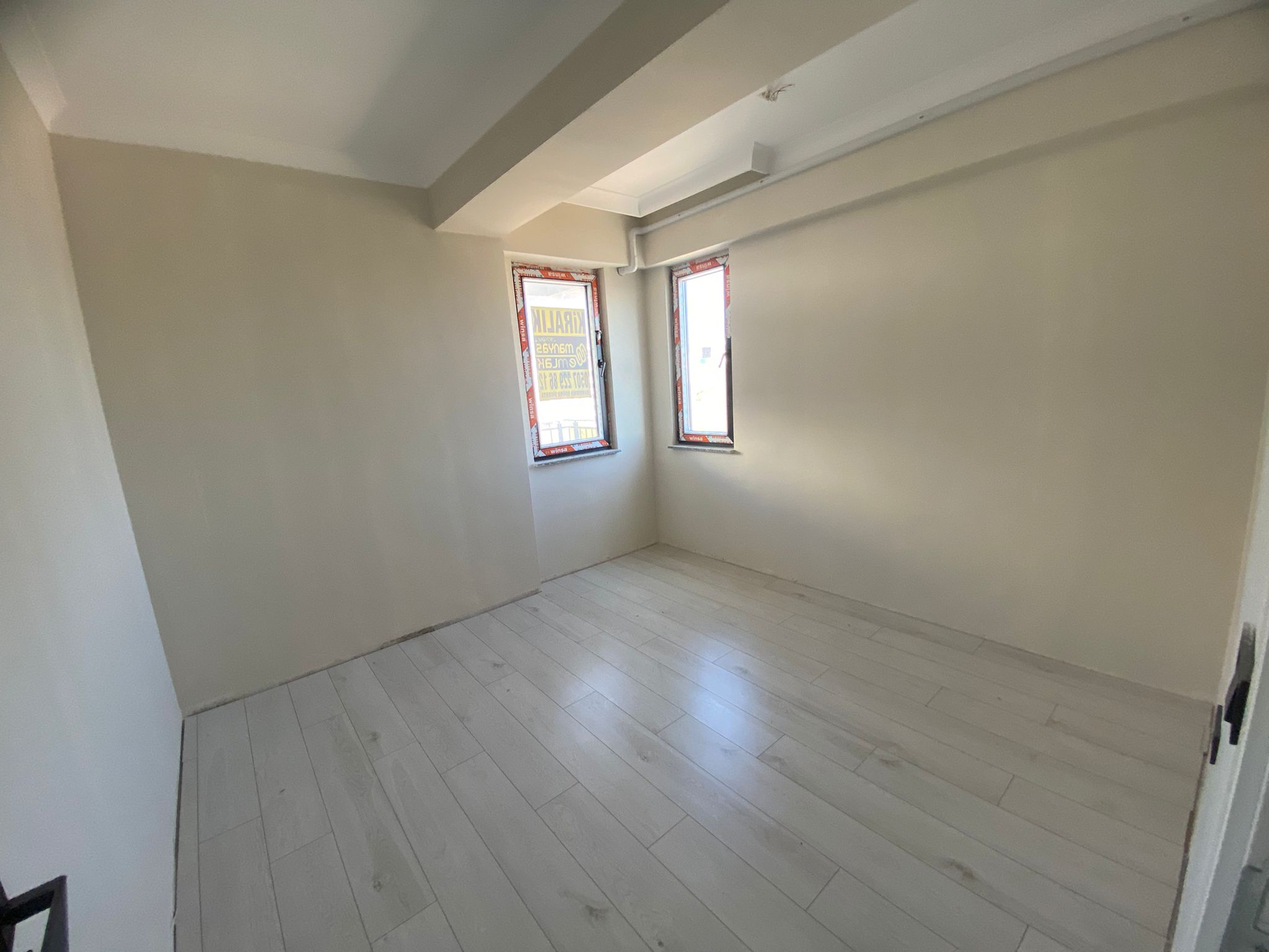 MANYAS EMLAKTAN PAŞAKENT MAH. 1+1 60M2 AYRI MUTFAK KİRALIK DAİRE
