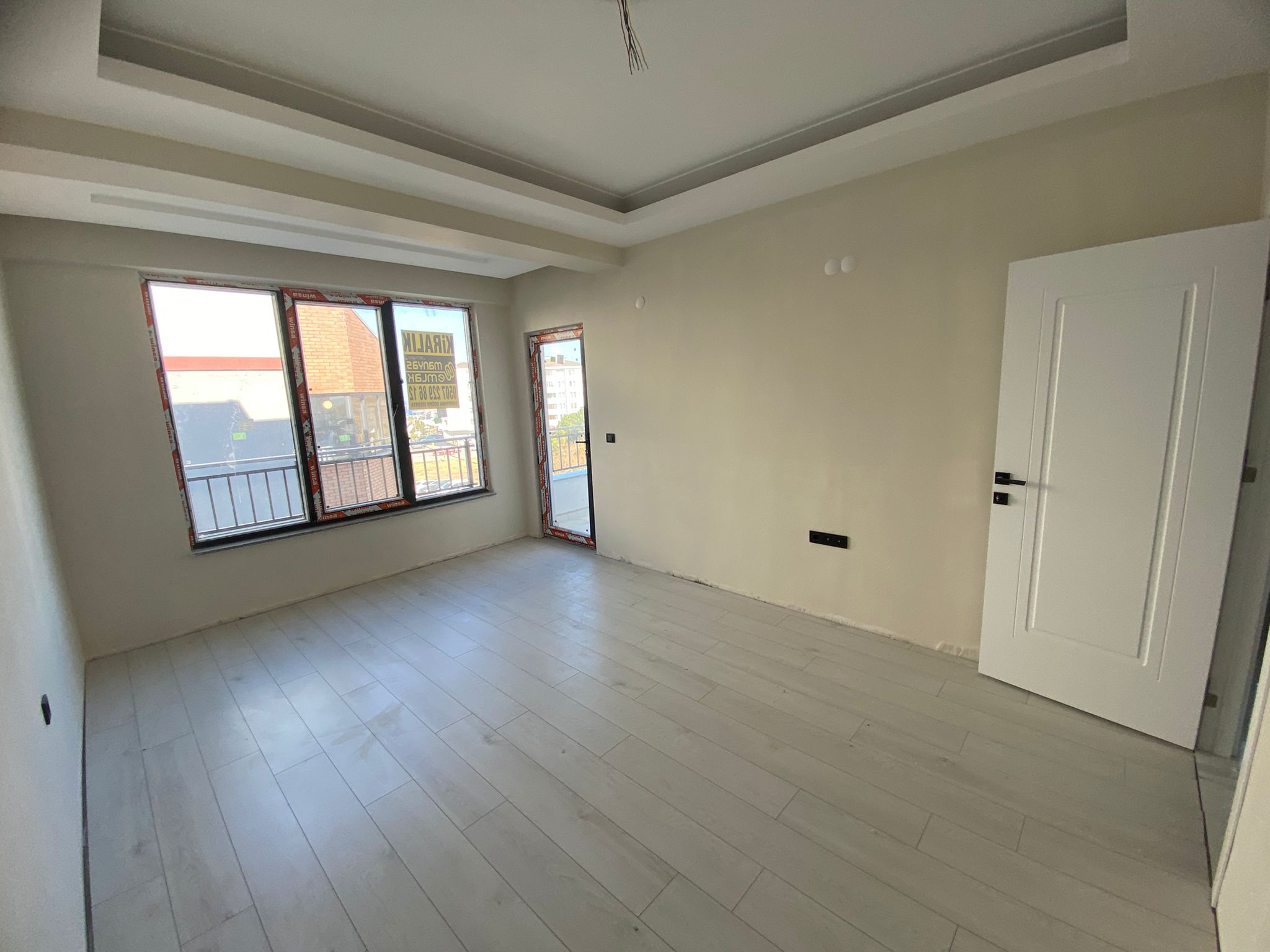 MANYAS EMLAKTAN PAŞAKENT MAH. 1+1 60M2 AYRI MUTFAK KİRALIK DAİRE