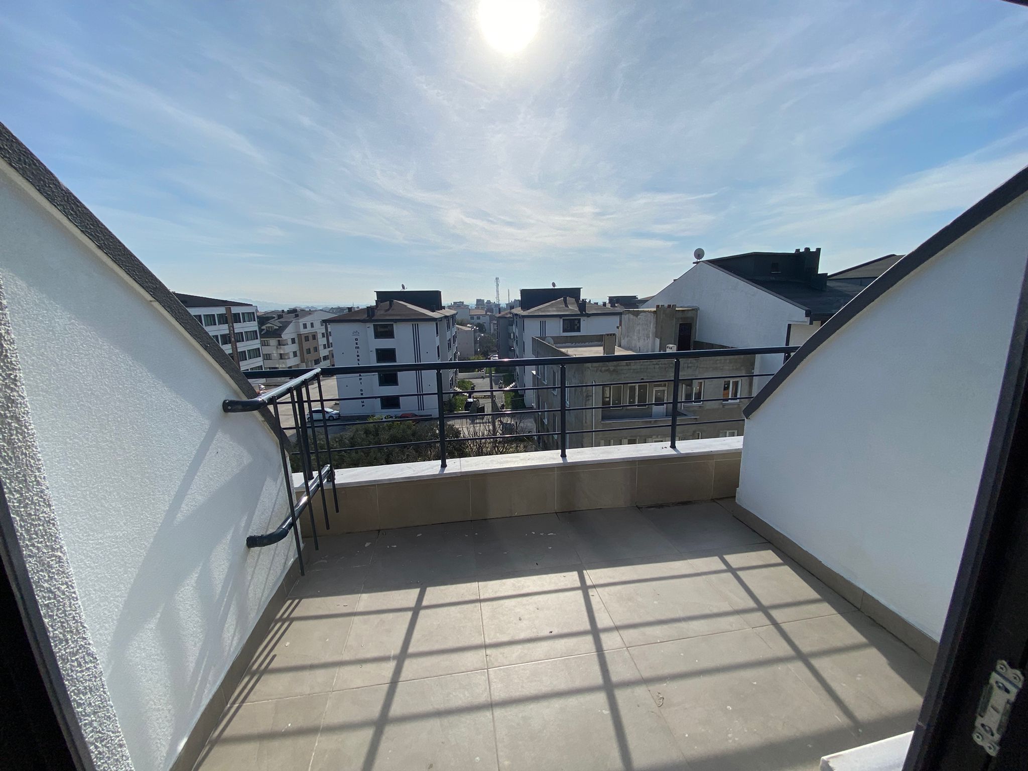 Yeni Mh. Kiralık 1+1 Eşyalı Dubleks Eşyalı