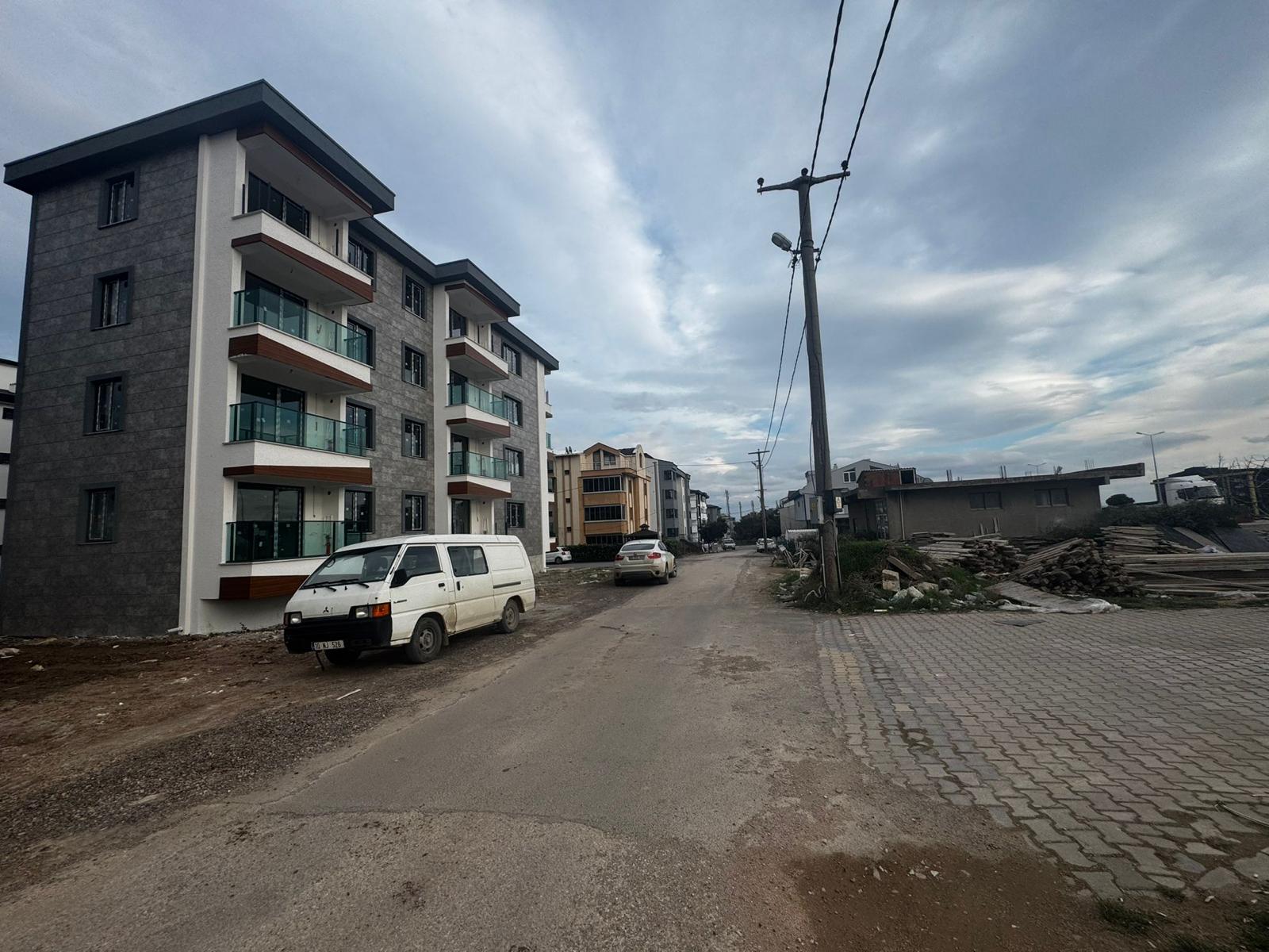 YENİ MAHALLE DE 1+1 SIFIR DAİRELER 5 ADET