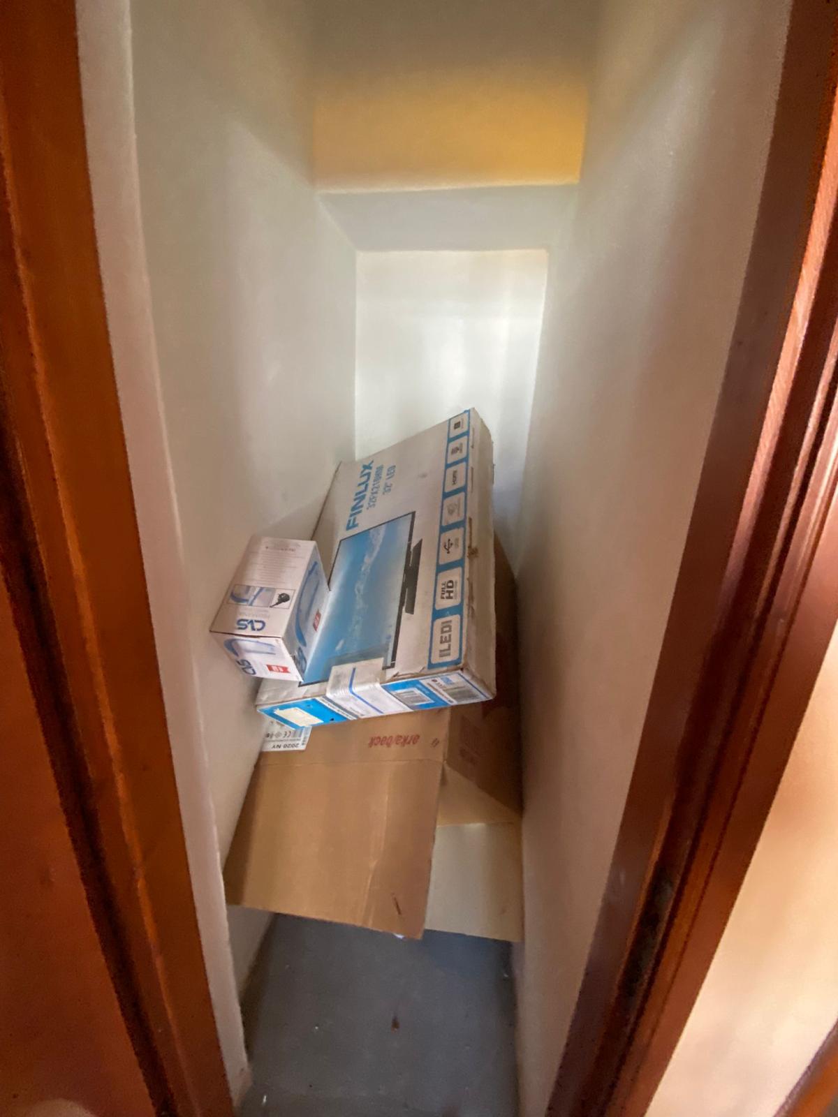 VAKFIKEBİR FIRIN ÜSTÜ CADDE ÜZERİ KİRALIK 3+1 ESKİ DAİRE