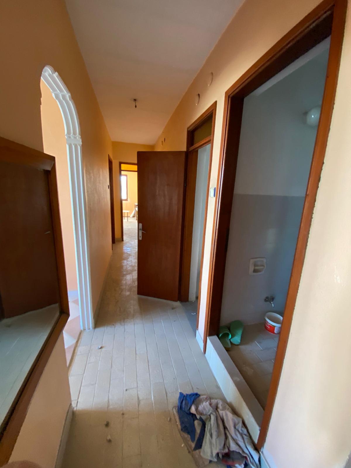 VAKFIKEBİR FIRIN ÜSTÜ CADDE ÜZERİ KİRALIK 3+1 ESKİ DAİRE