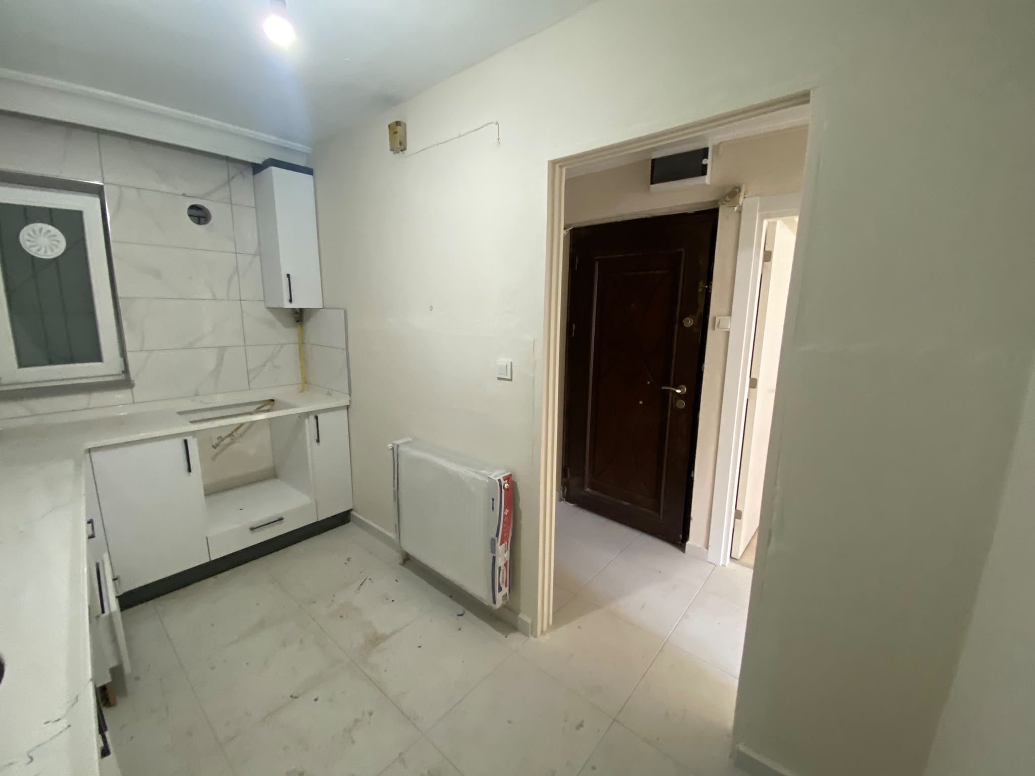 MANYAS EMLAKTAN SUNULLAH MH. 2+1 SIFIR TADİLATLI KİRALIK DAİRE