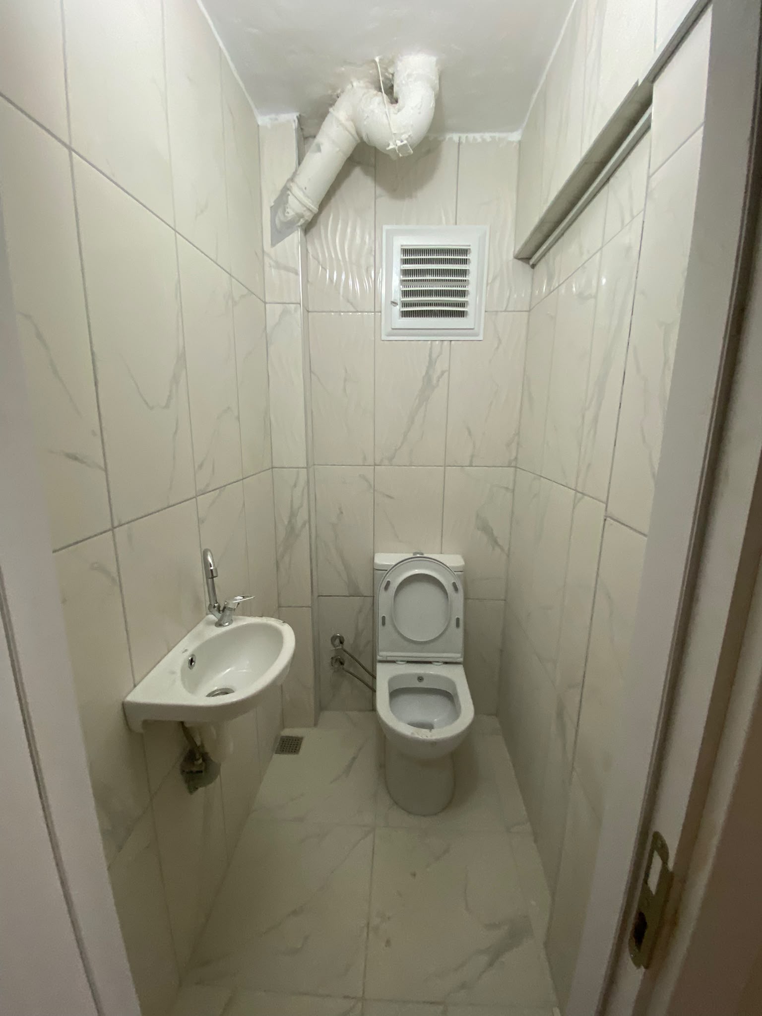 MANYAS EMLAKTAN SUNULLAH MH. 2+1 SIFIR TADİLATLI KİRALIK DAİRE
