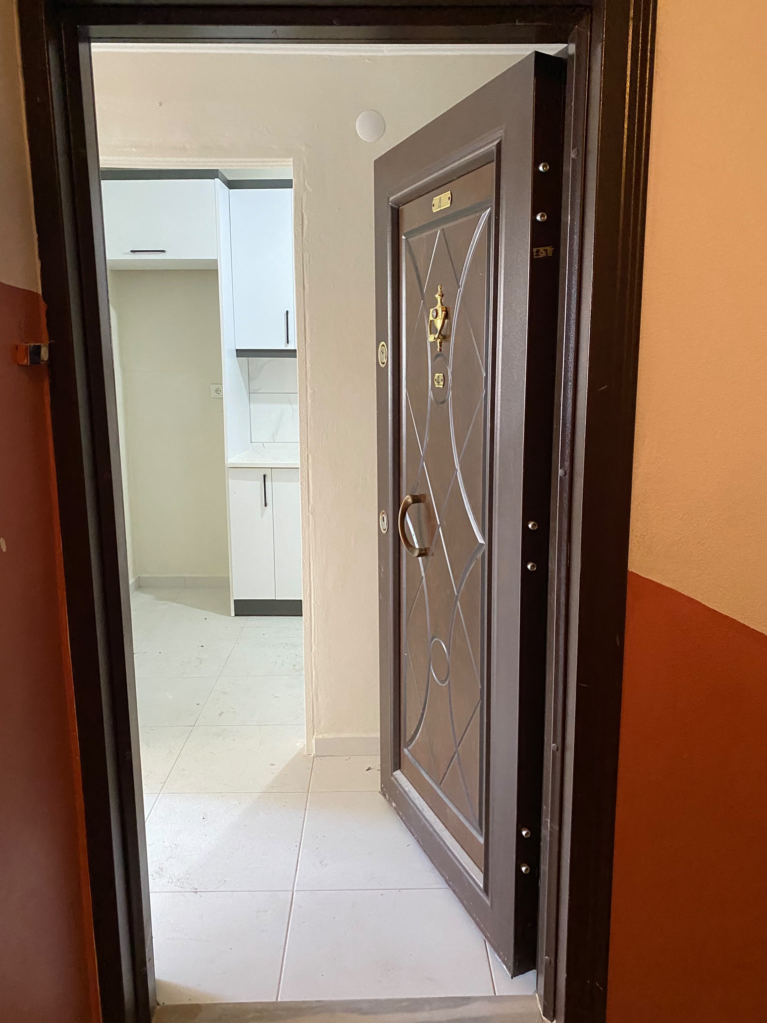 MANYAS EMLAKTAN SUNULLAH MH. 2+1 SIFIR TADİLATLI KİRALIK DAİRE