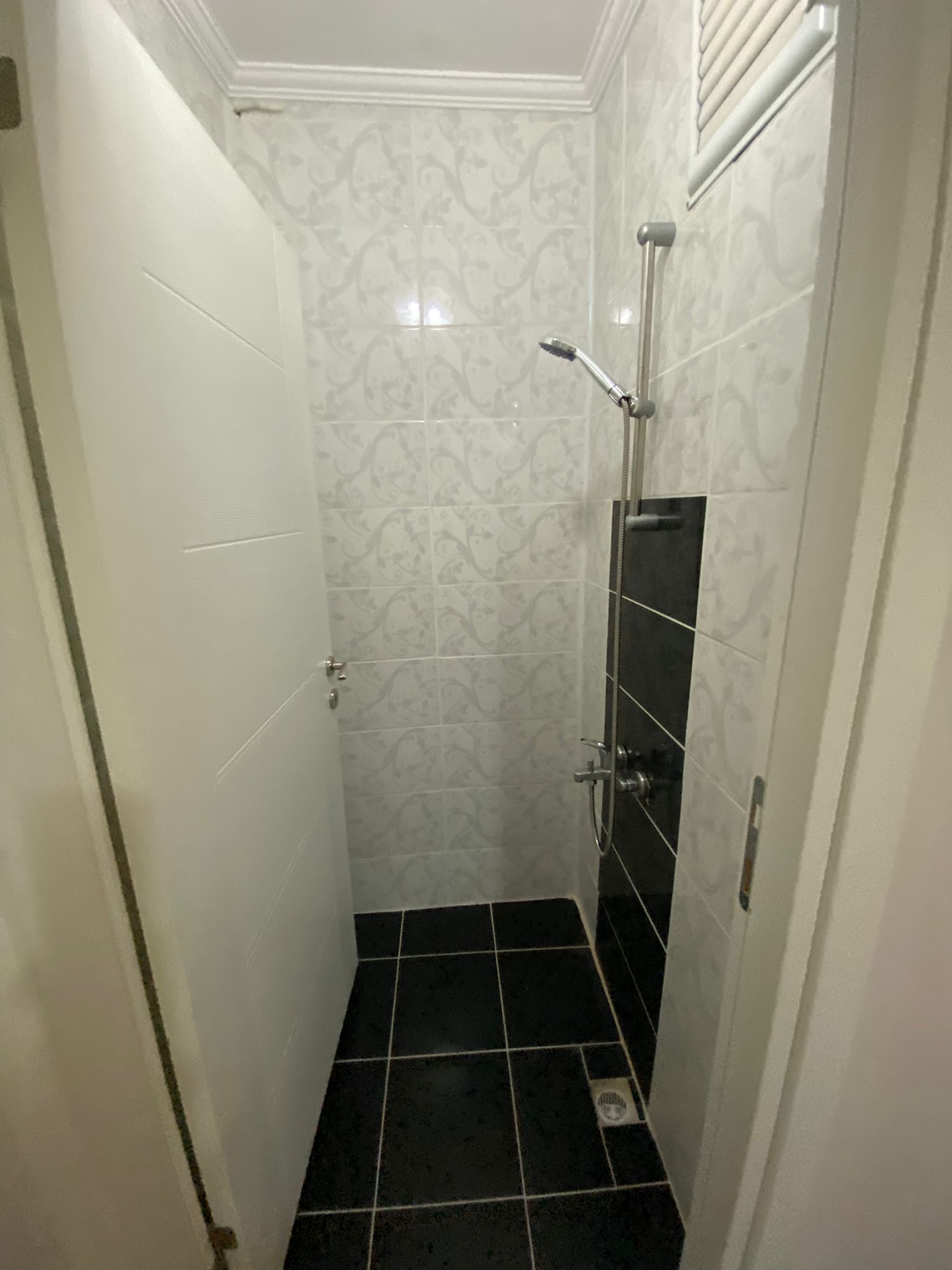 MANYAS EMLAKTAN HACIYUSUF MAH2+1 90M2 FULL DENİZ MANZARALI DAİRE
