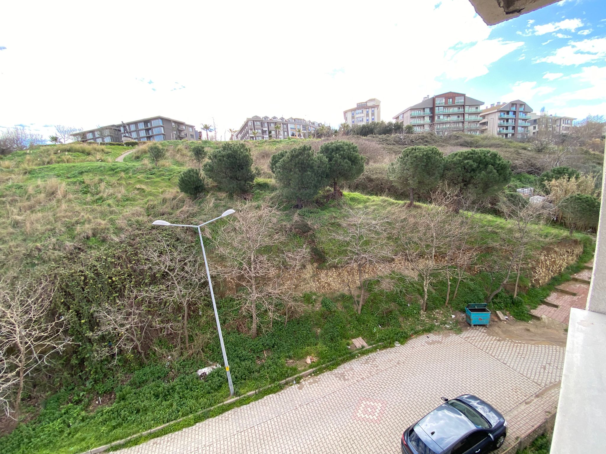 MANYAS EMLAKTAN PAŞABAYIRDA SİTE İÇİNDE 3+1 120M2 SATILIK DAİRE