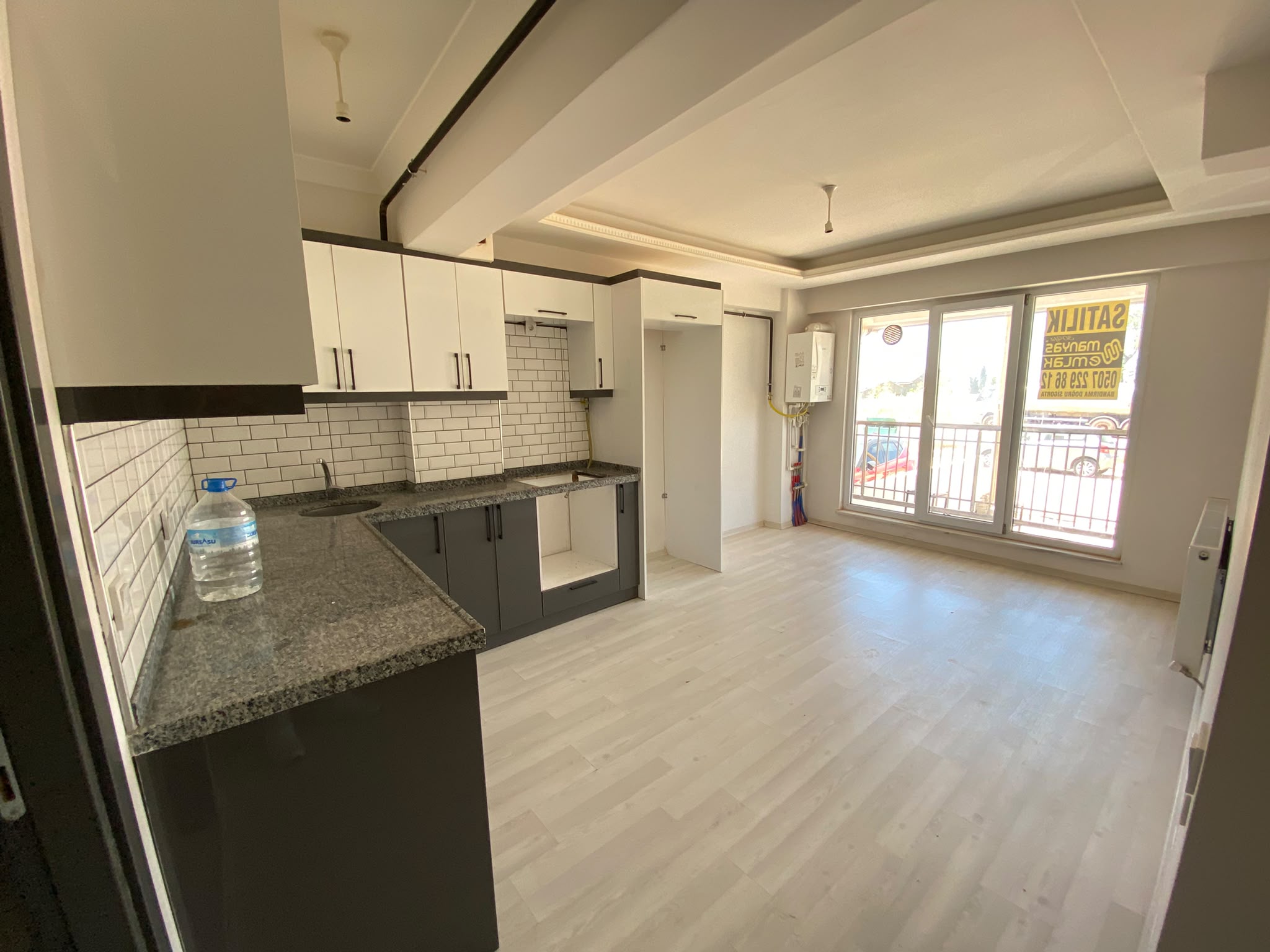 MANYAS EMLAKTAN 600 EVLER MAH. YÜKSEK GİRİŞ SATILIK 1+1 DAİRE