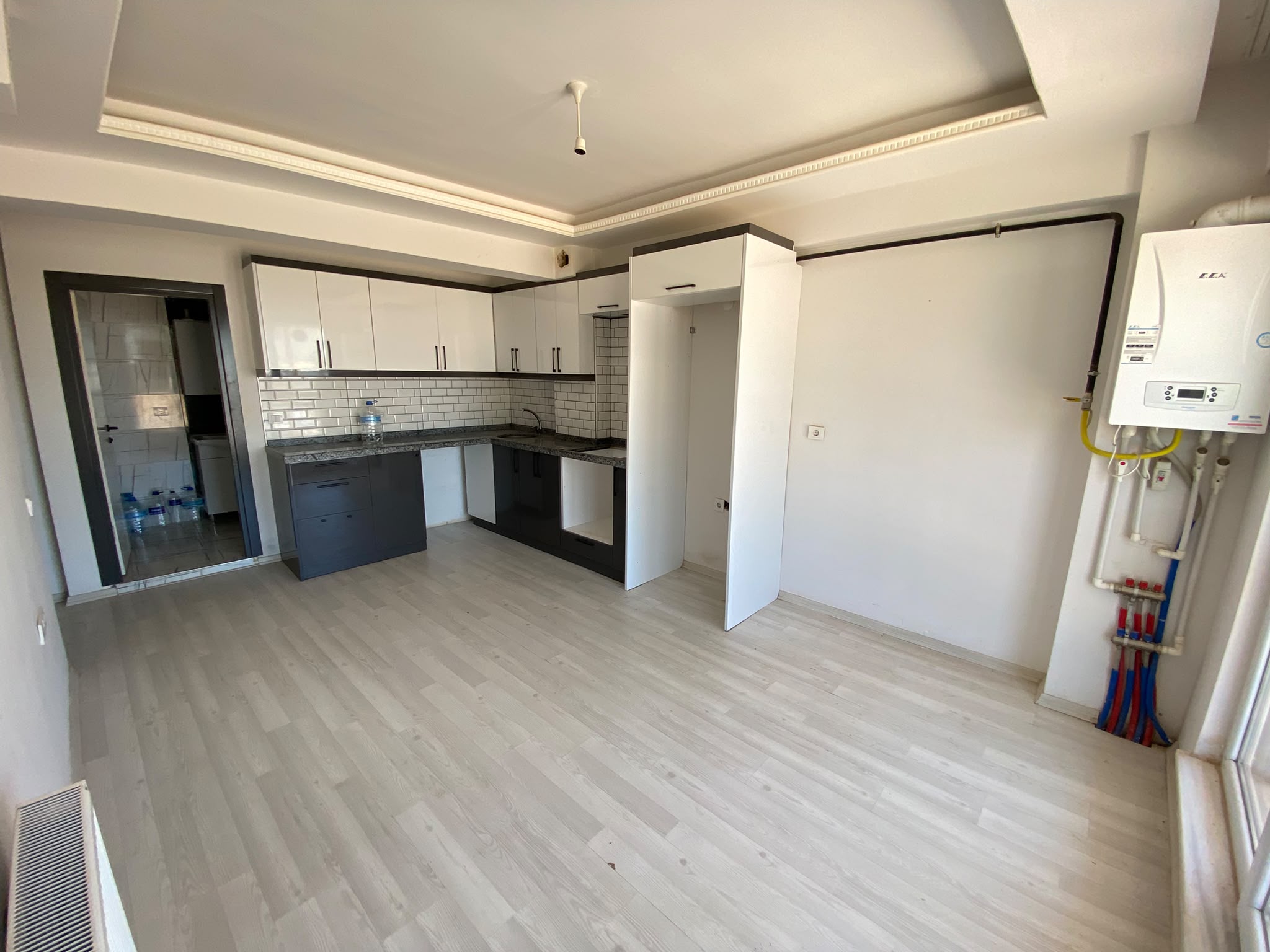 MANYAS EMLAKTAN 600 EVLER MAH. YÜKSEK GİRİŞ SATILIK 1+1 DAİRE