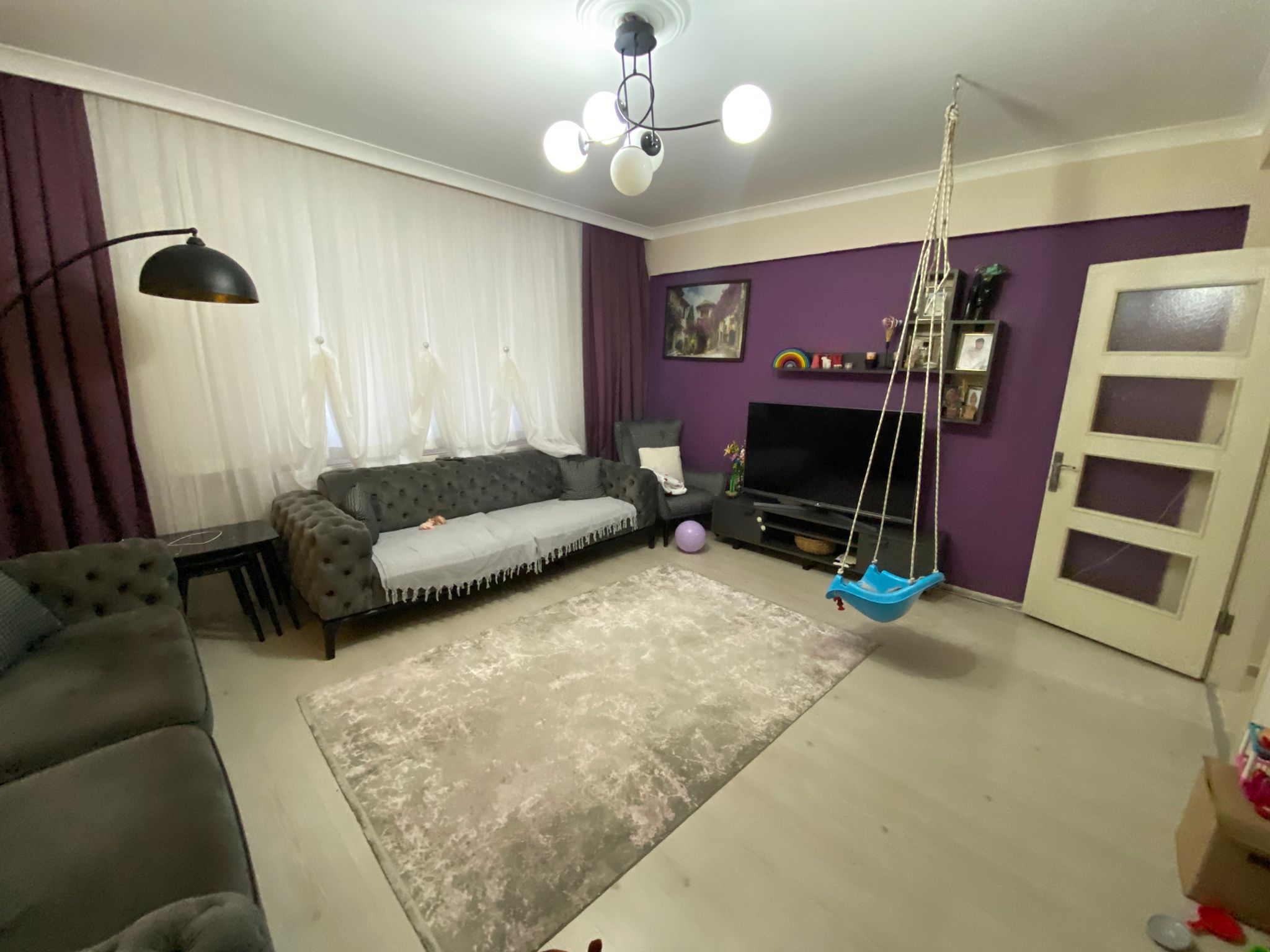 MANYAS EMLAKTAN SUNULLAH MAH.GENİŞ FERAH 2+1 100M2 SATILIK DAİRE