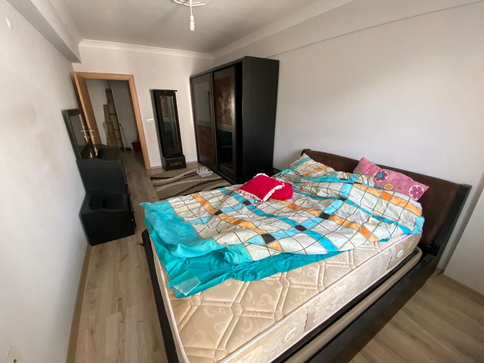 MANYAS EMLAKTAN 17 EYLÜL YATIRIMA UYGUN 2+0 EŞYALI SATILIK DAİRE