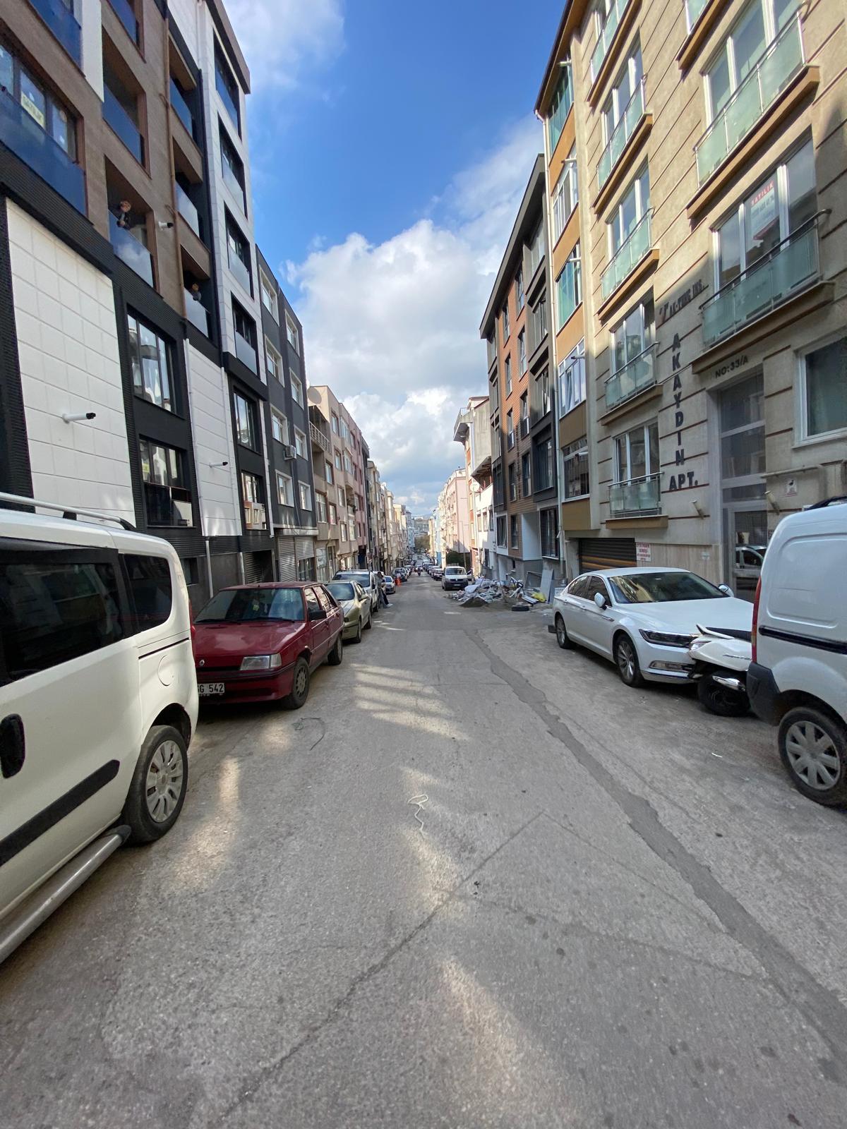 MANYAS EMLAKTAN 17 EYLÜL YATIRIMA UYGUN 2+0 EŞYALI SATILIK DAİRE