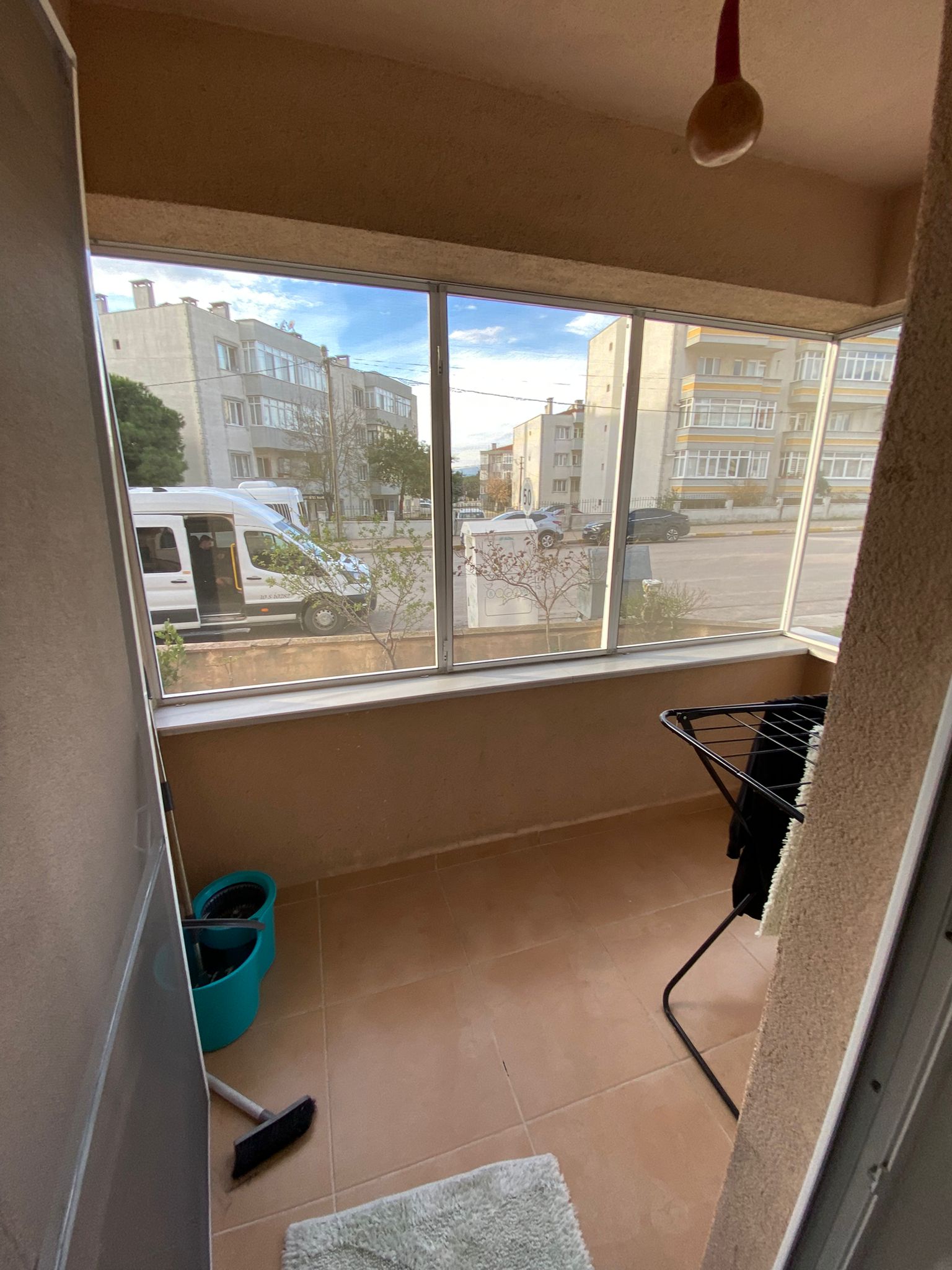 MANYAS EMLAKTAN İHSANİYE MAH.YÜKSEK GİRİŞ 2+1 95M2 SATILIK DAİRE