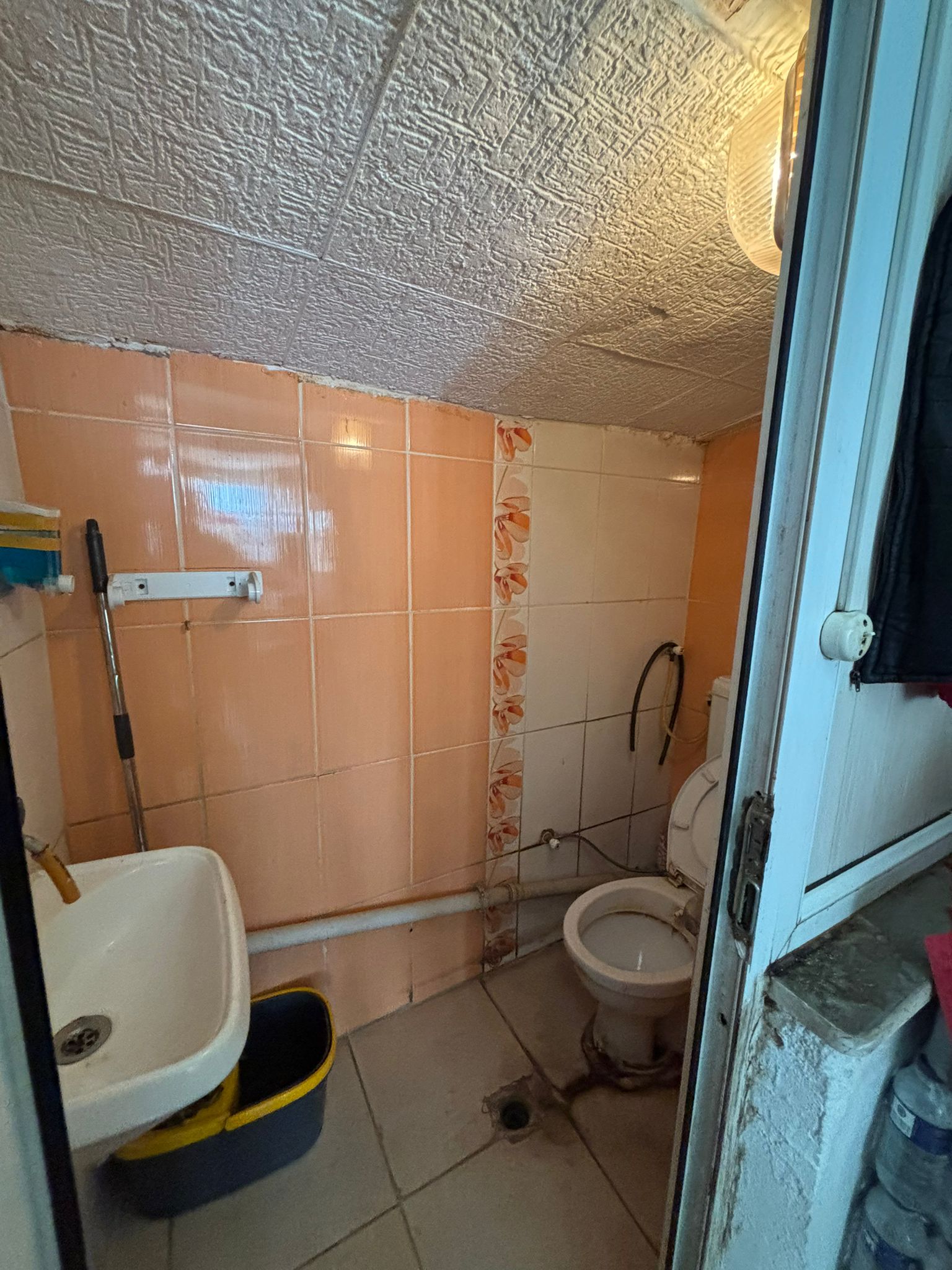 S3 MANYAS EMLAKTAN 17 EYLÜL MAH.120 M2 SATILIK KİRACILI DÜKKAN