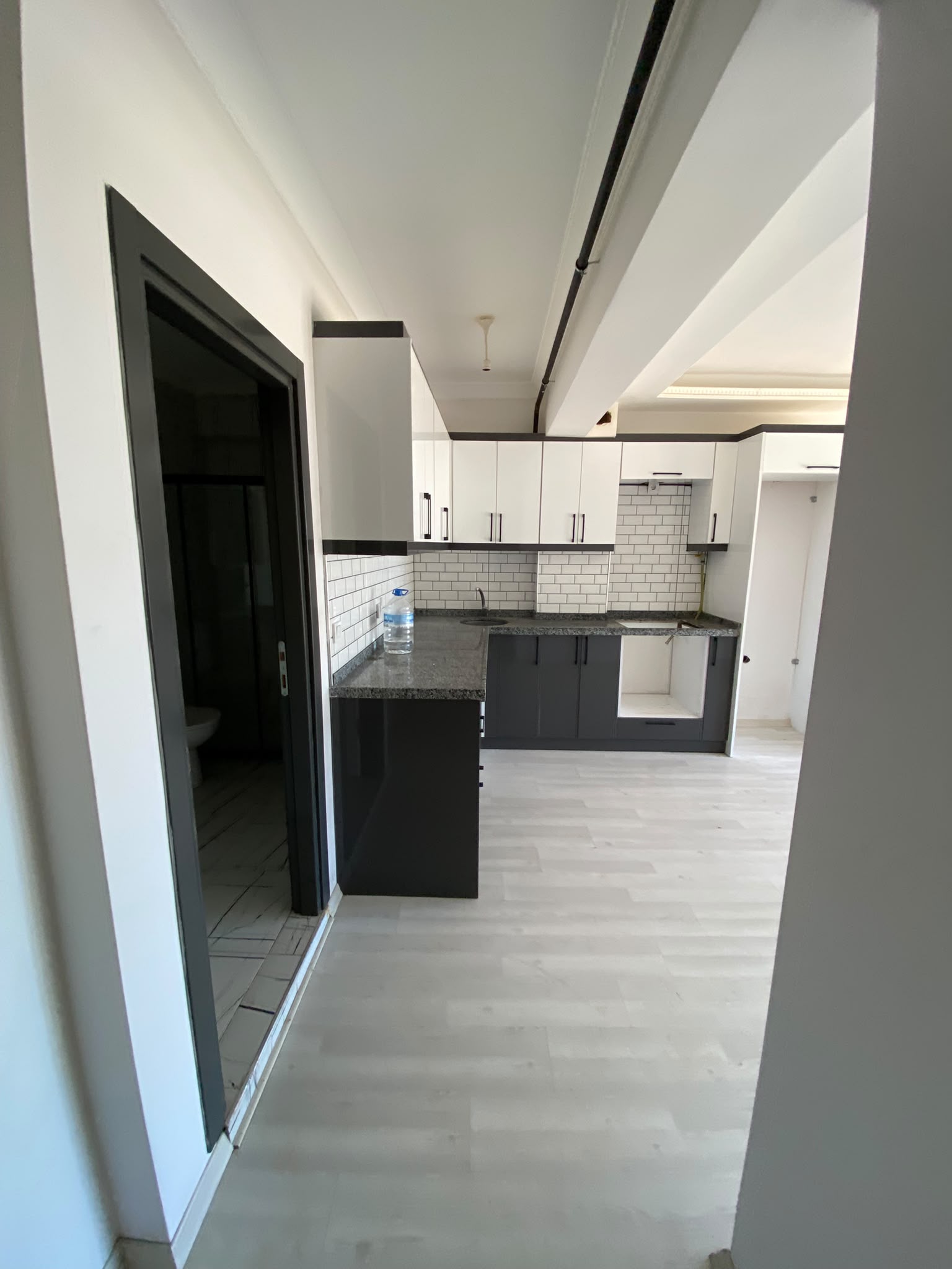 MANYAS EMLAKTAN 600 EVLER MAH. YÜKSEK GİRİŞ KİRALIK 1+1 DAİRE