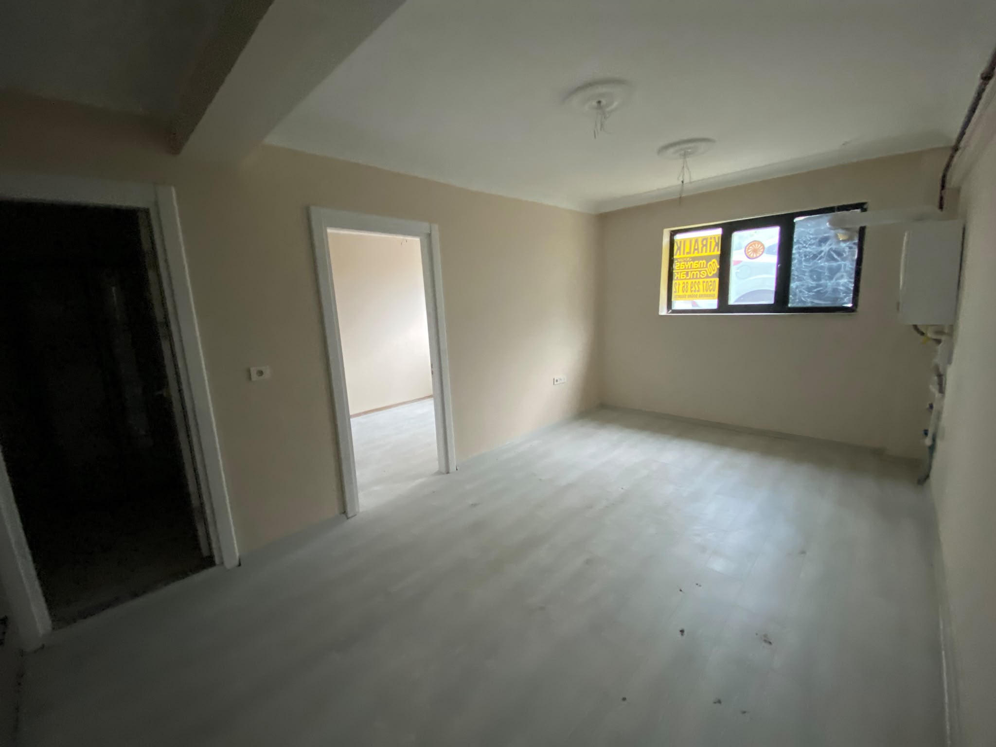 MANYAS EMLAKTAN YENİ MAH. GİRİŞ KAT 1+1 50M2 KİRALIK DAİRE