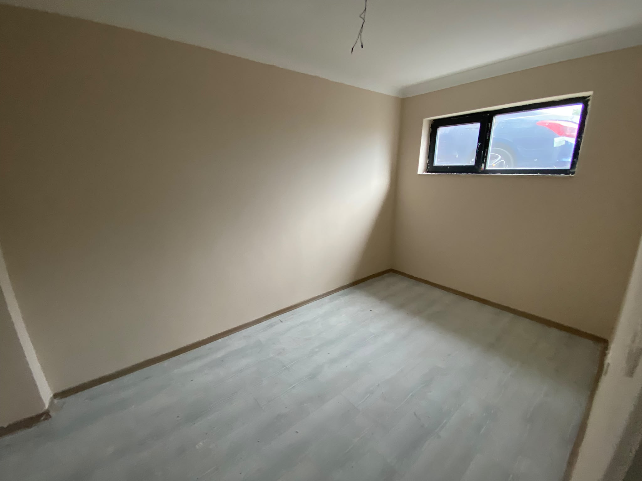 MANYAS EMLAKTAN YENİ MAH. GİRİŞ KAT 1+1 50M2 KİRALIK DAİRE