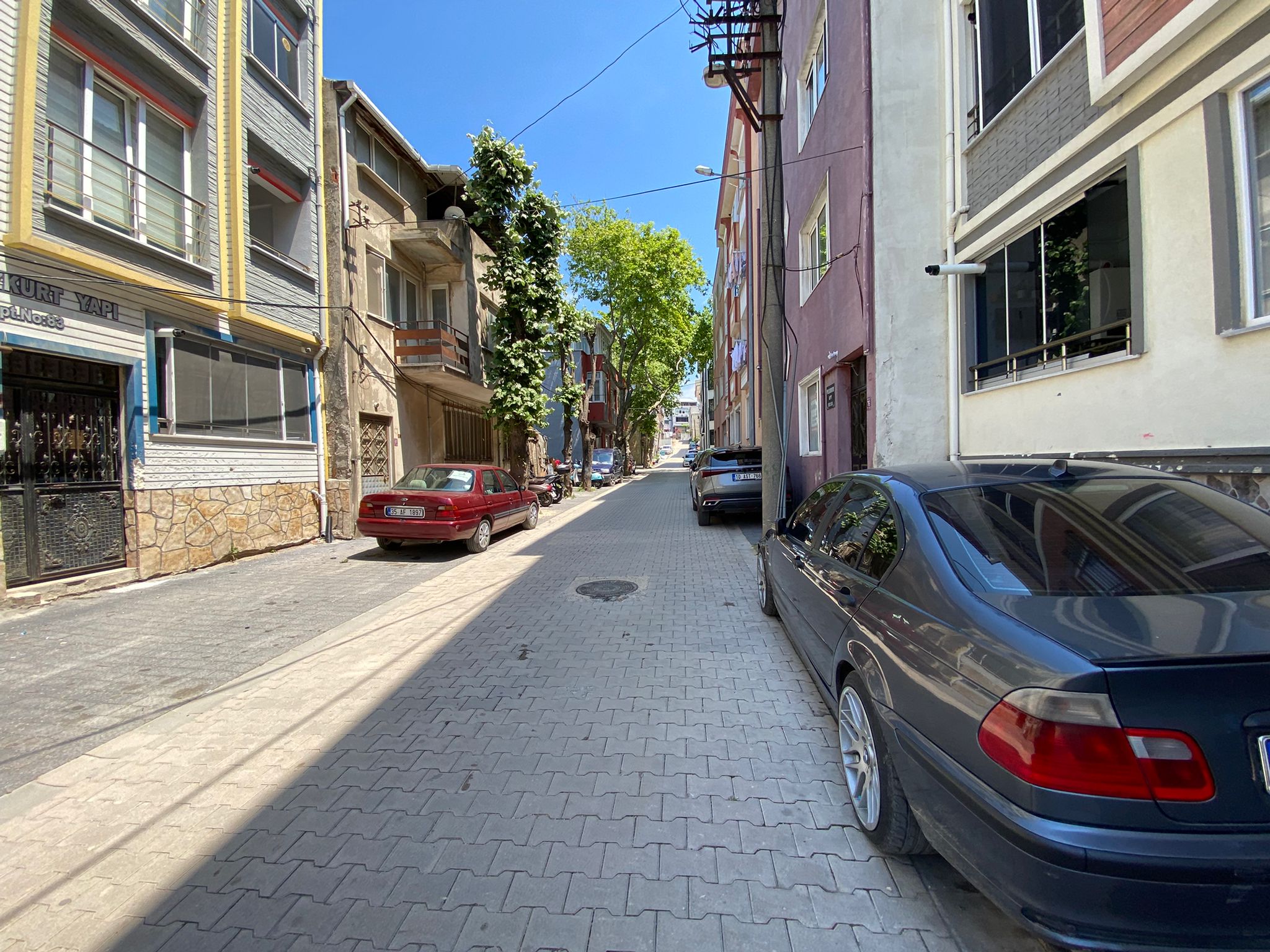 MANYAS EMLAKTAN ÇINARLI MAH. 3+1 130M2 ARA KAT SATILIK DAİRE