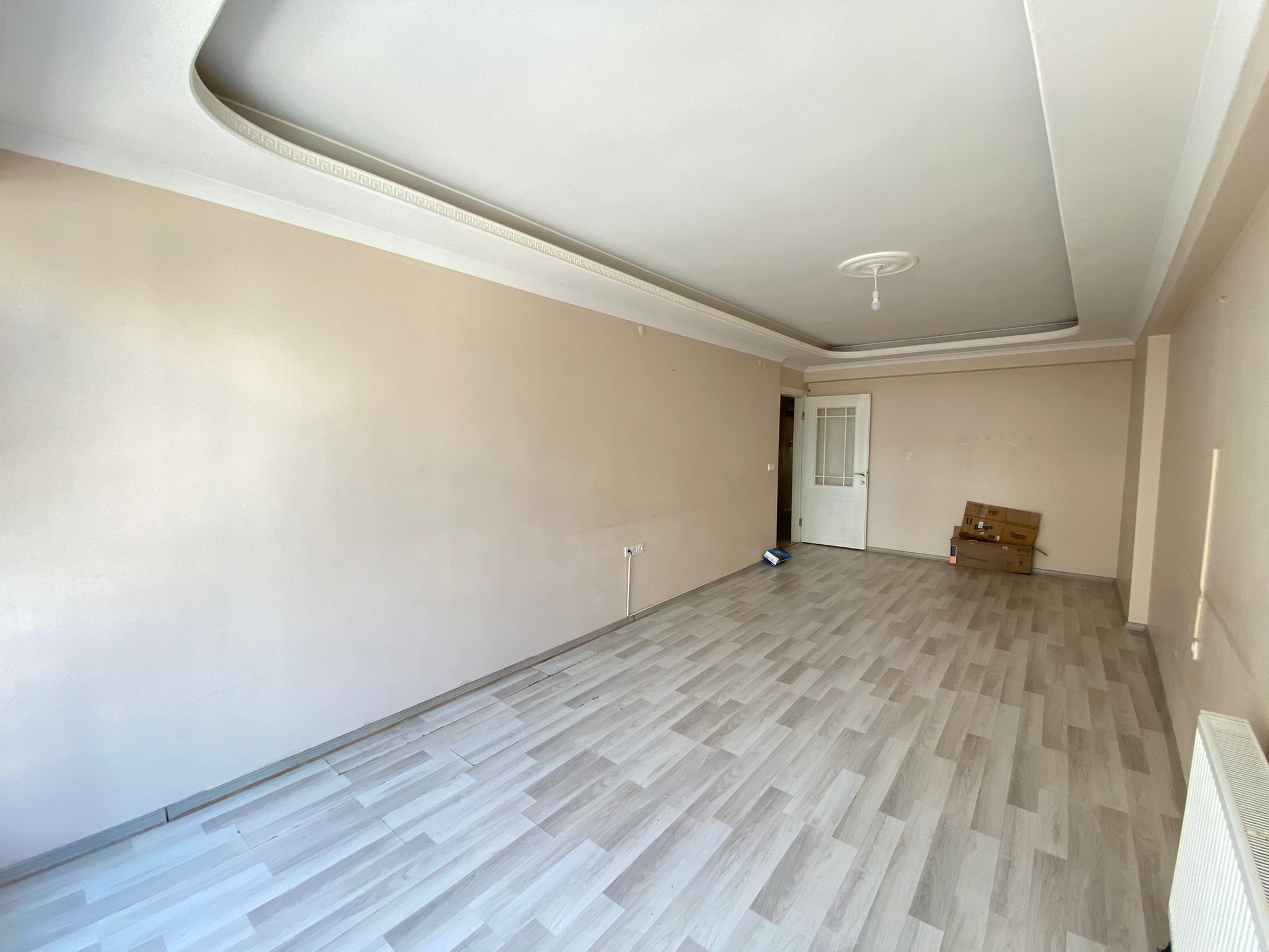MANYAS EMLAKTAN ÇINARLI MAH. 3+1 130M2 ARA KAT SATILIK DAİRE